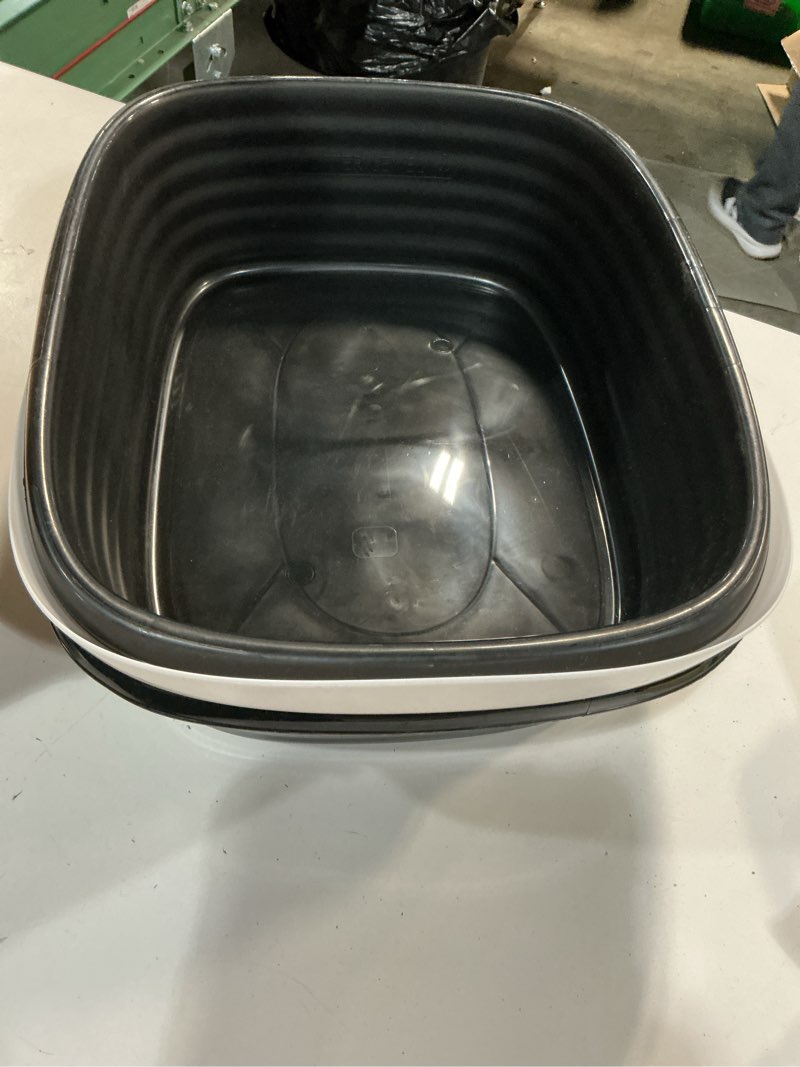 Condition photo showing Good Condition for Arm & Hammer Large Sifting Litter Box Scoop Free Cat Litter Tray with Microban, Made in USA