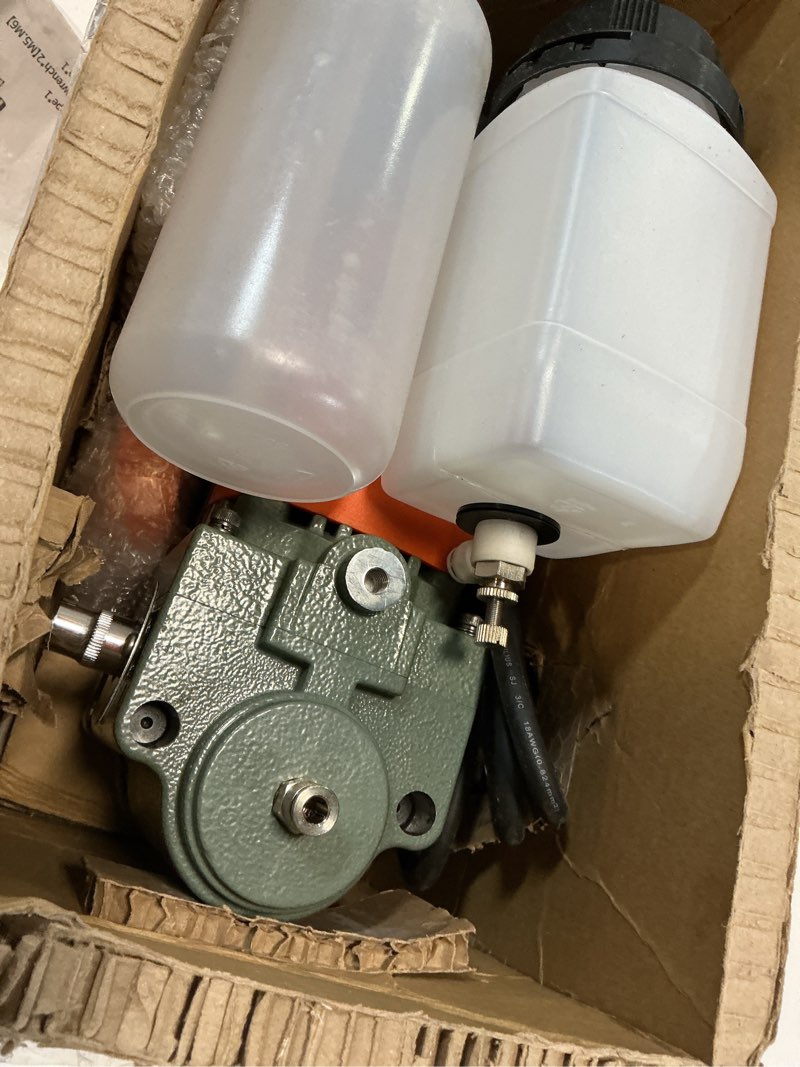 Condition photo showing Good Condition for vevor low profile magnetic drill press, 1300 w, 1.4 in boring diameter, 2248 lbf power portable mag drill press, 650rpm speed, with weldon shank, for metal surface, industrial and home improvement w/ 1.38''/ 6pcs - low