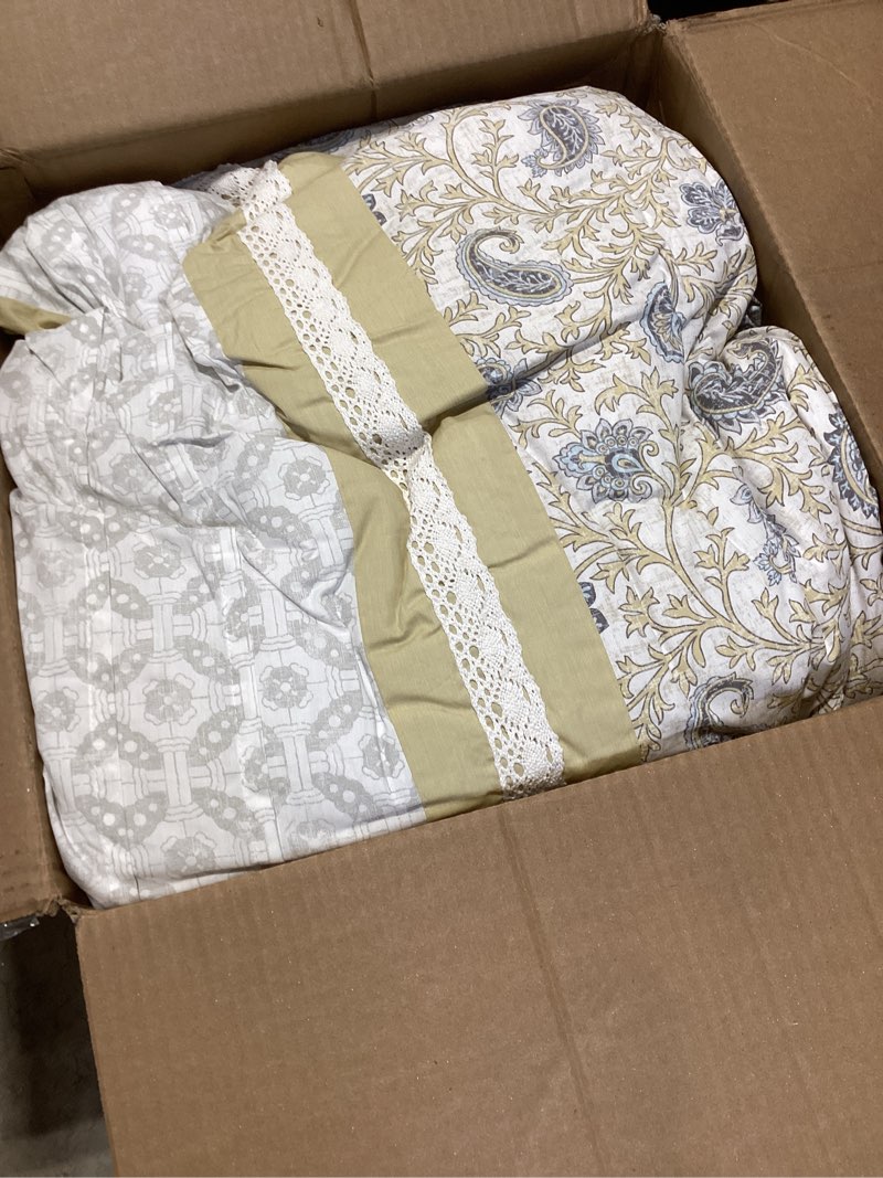 Condition photo showing Good Condition for madison park dawn 100% cotton shabby chic comforter set-modern cottage design all season down alternative bedding, matching shams, bedskirt, decorative pillows, cal king(104"x92"), yellow 9 piece yellow california king