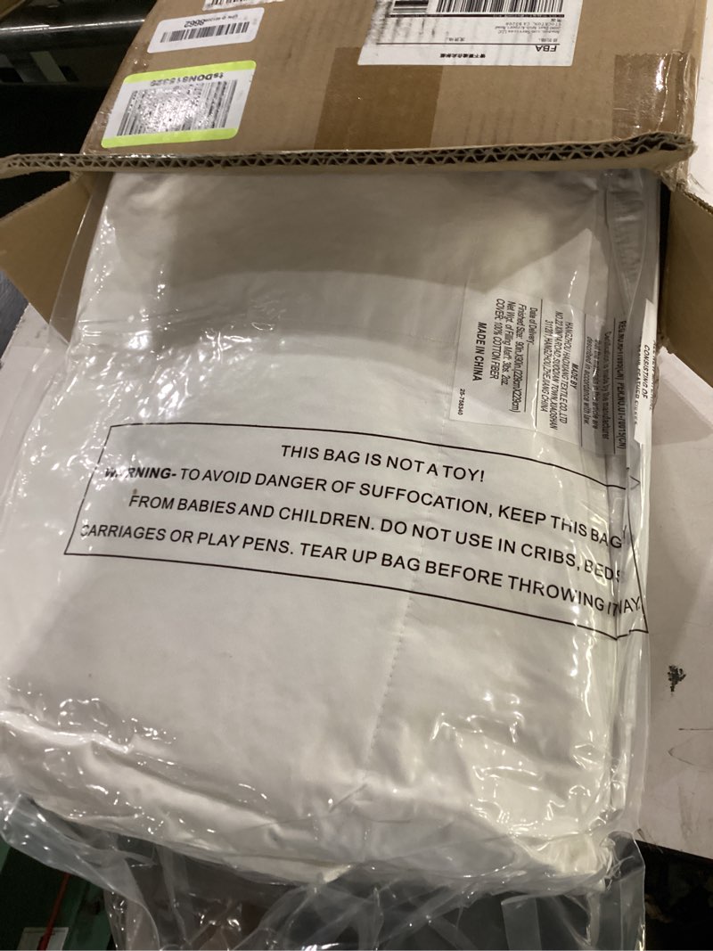 Condition photo showing New/Like New for whatsbedding white queen size feather down fiber comforter, filled with feather and down fiber, all season fluffy ultra soft 100% cotton duvet insert, luxury hotel bedding style comforter,90"x90"