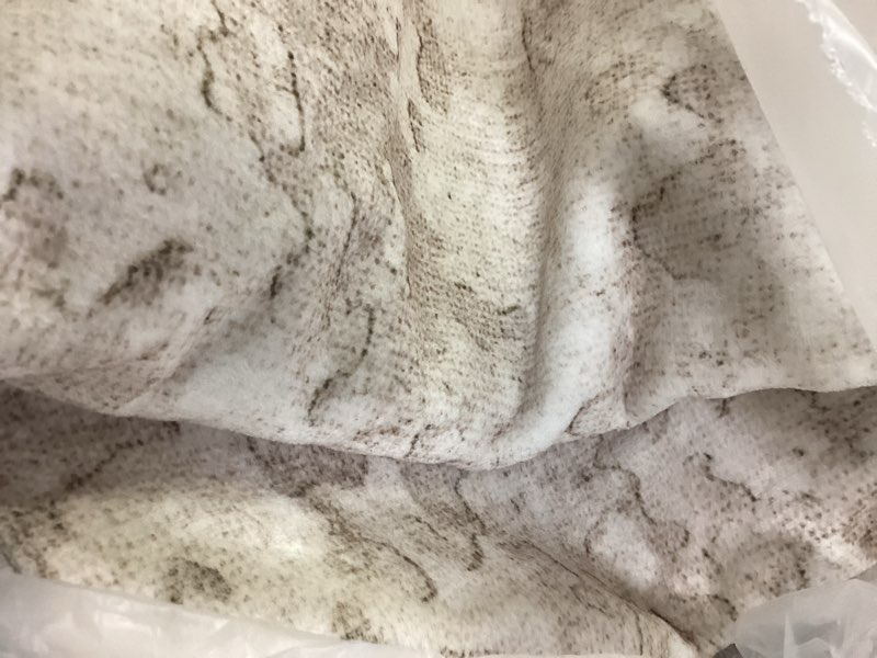 Condition photo showing Good Condition for art&tuft washable rugs 8x10, anti-slip backing abstract 8x10 rug, stain resistant rugs for living room, foldable machine washable area rug (tpr53-beige, 8'x10') tpr53-beige 8' x 10' (rectangular)