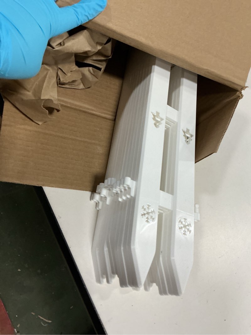 Condition photo showing Good Condition for Extra Height 24” Christmas Tree Fence, 12pcs Christmas Tree Gate, White Christmas Fence Decorations for Cat, Small Dog, Suit for Christmas, Birthday, Wedding Decoration