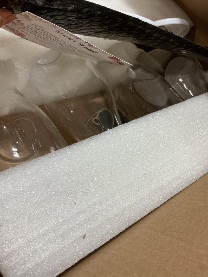 Condition photo showing Good Condition for Kook Glass Carafe, Mimosa Bar Supplies, Carafe Pitchers with Lid, Glass Water Pitcher, Drink Dispensers for Parties, Tea, Wine, and Juice, Plastic Lids, Dishwasher Safe, 35 oz (set of 4)