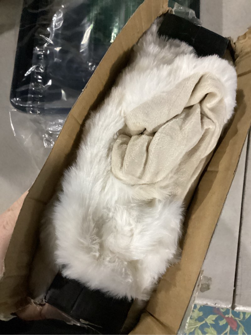 Condition photo showing Good Condition for WDCOZY Ruched Faux Fur Throw Blanket Soft Cozy Fluffy Luxurious Blankets Couch Bed Sofa Chair Home Decor Warm Furry Fall Winter Plush Rabbit Fur Bubble Blanket 50" x 60", Caramel Beige Camel Neutral Caramel Throw (50" x 60")