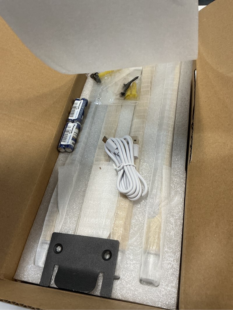 Condition photo showing New/Like New for shenmoyl battery operated wall sconce set of 2, 10400mah rechargeable wall sconces, 3000k-6000k dimm