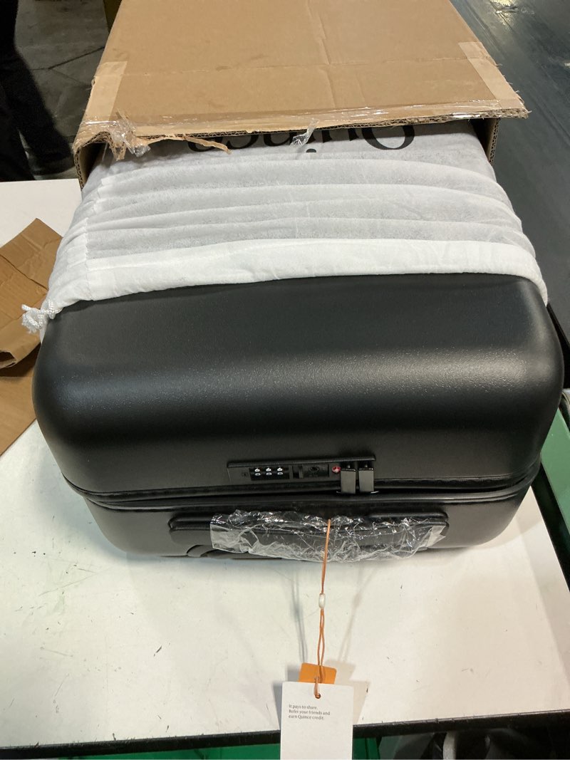 Condition photo showing New/Like New for Expandable Small Carry-On Suitcase