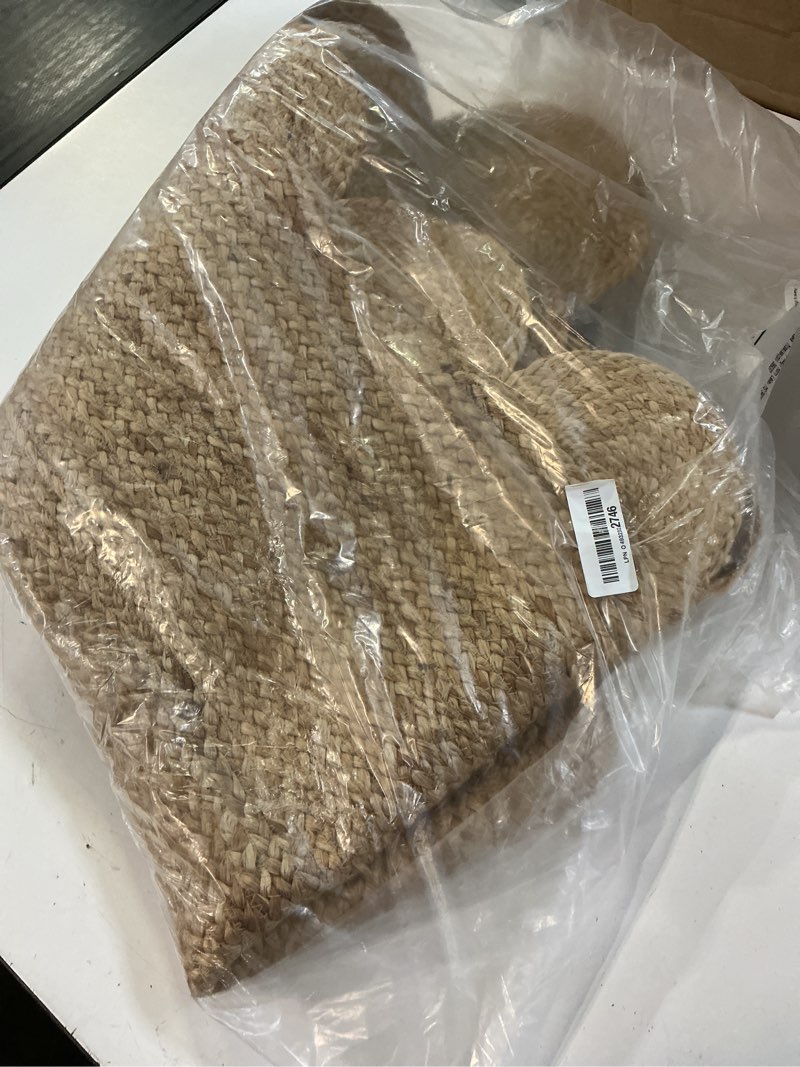 Condition photo showing Good Condition for hand woven natural jute scalloped rug, reversible boho entry area rugs for kitchen, living room, farmhouse indoor outdoor decorative floor-rug, bohemian style size 2x5 ft 2' x 5'