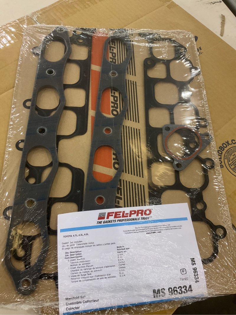Condition photo showing New/Like New for FEL-PRO MS 96334 Engine Intake Manifold Gasket Set for Toyota Tundra