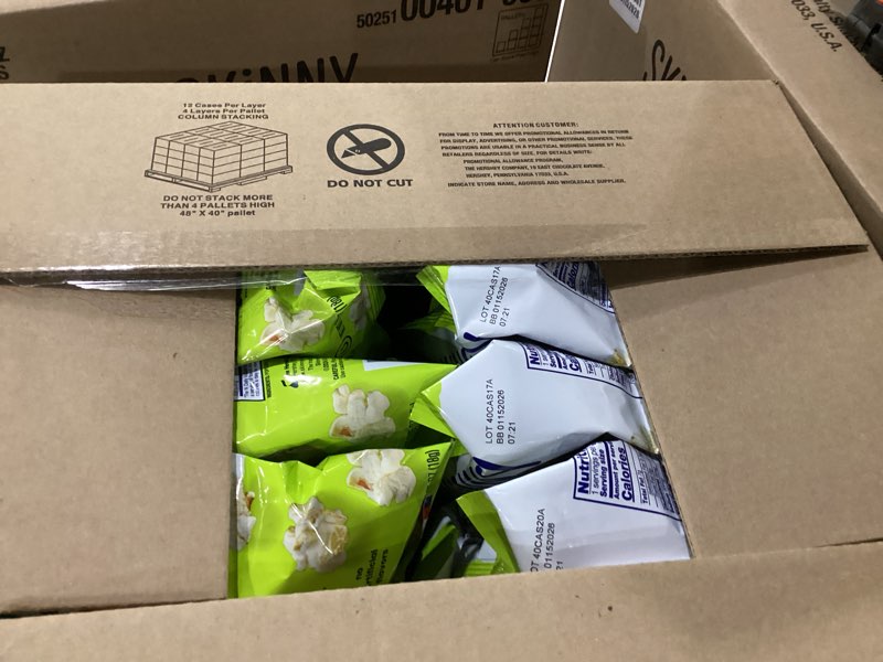 Condition photo showing New/Like New for SkinnyPop Popcorn, Original, Whole Grain, Dairy-Free Snack, 0.65oz Bags (30ct) Original 0.65 Ounce (Pack of 30)