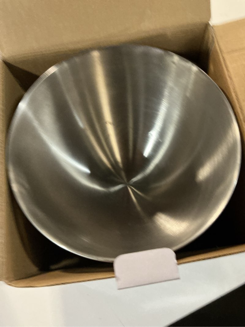 Condition photo showing Good Condition for 5 quart stainless steel mixer bowl compatible with 4.5-quart & 5 quart kitchenaid tilt-head stand mixers,?durable dual-sided sliding mat included?