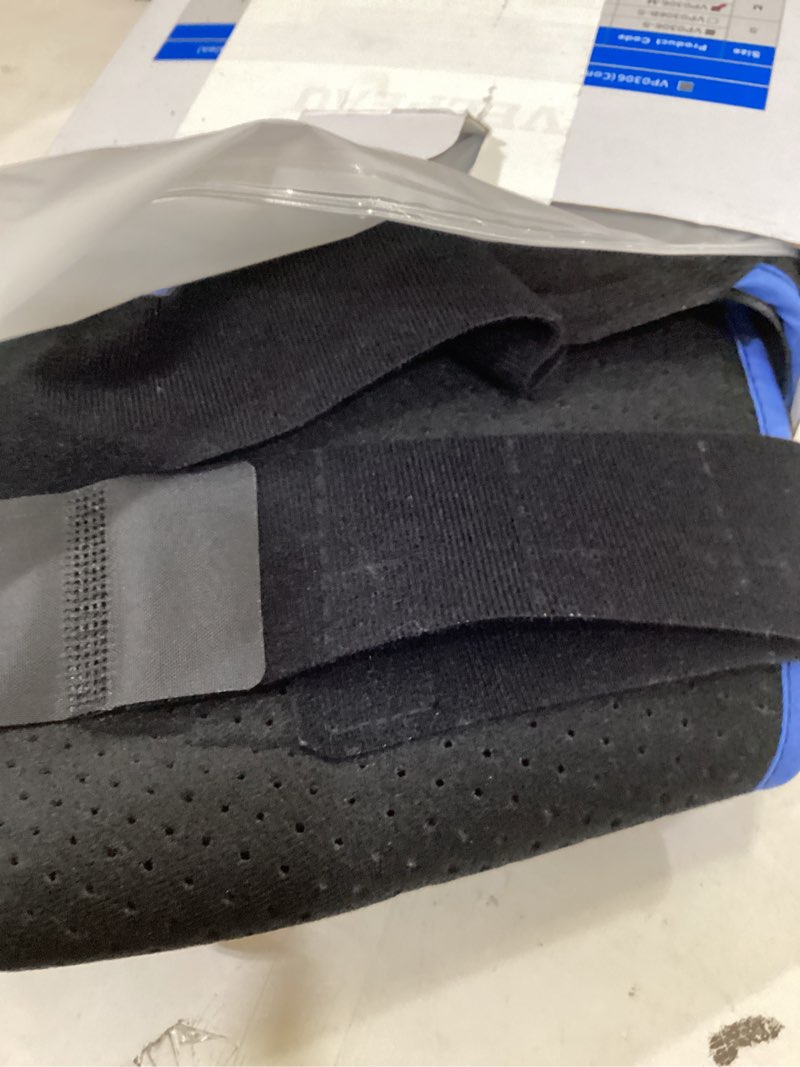 Condition photo showing Good Condition for velpeau arm sling shoulder immobilizer for women and men, fit left or right arm - rotator cuff support brace -medical sling for shoulder, clavicle, elbow injury (comfort type, medium: bust 29.5?-33.5?) medium comfort version
