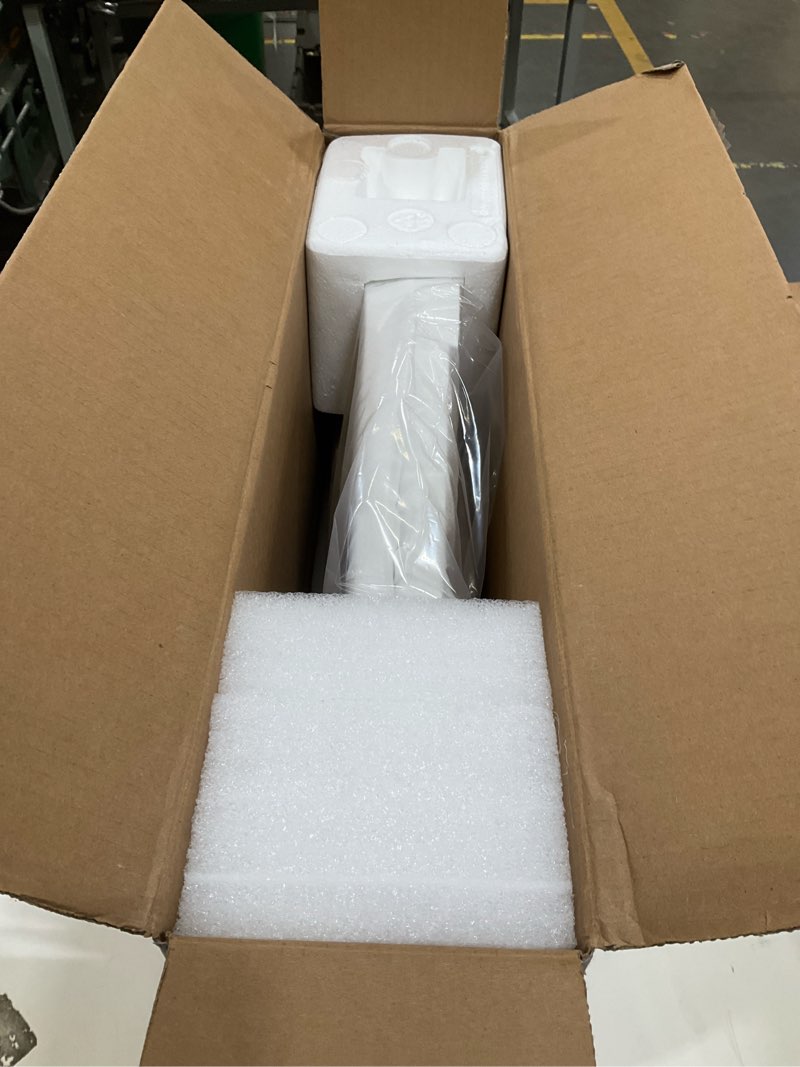 Condition photo showing Good Condition for kohler purewash m300 manual elongated bidet toilet seat, white handle, quiet-close lid prevents slamming, toilet bidet, easy installation with quick-release hinges, self-cleaning wand