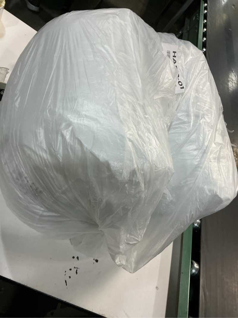 Condition photo showing Good Condition for Ashler Outdoor Pillows, 18 x 18 Pillow Inserts Set of 4, Waterproof Throw Pillow Inserts Hypoallergenic for Patio, Water Resistant Indoor Outdoor Decorative 4 Count (Pack of 1) White-18 X 18 Inches