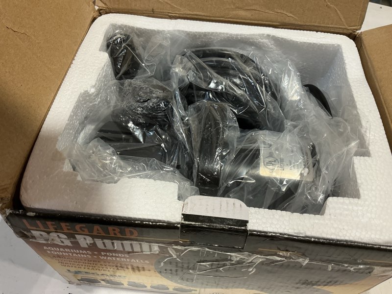 Condition photo showing Good Condition for lifegard aquatics pond and fountain submersible pump – 60hz ul listed, 115-volt – freshwater safe, oil-free design – low energy consumption pumps – 2700 gallons per hour,883133 2700 gph