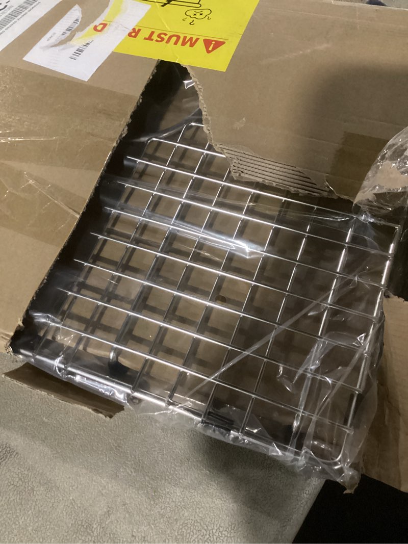 Condition photo showing Good Condition for serene valley sink grid 19" x 14-1/8", rear drain with corner radius r 3/8", svh1914r