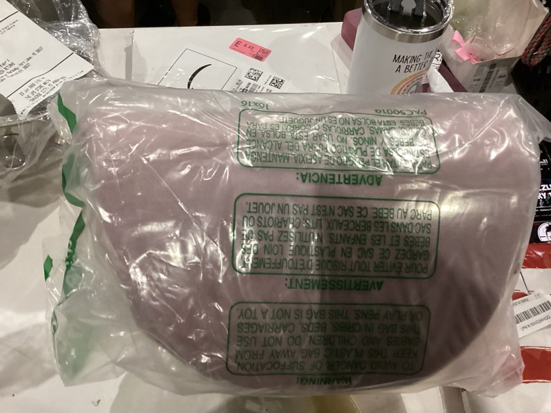 Condition photo showing New/Like New for bunny bed, rabbit beds, comfortable guinea pig bed with removable mat, washable rabbit couch, suitable for chinchilla, hedgehog, ferret (pink)