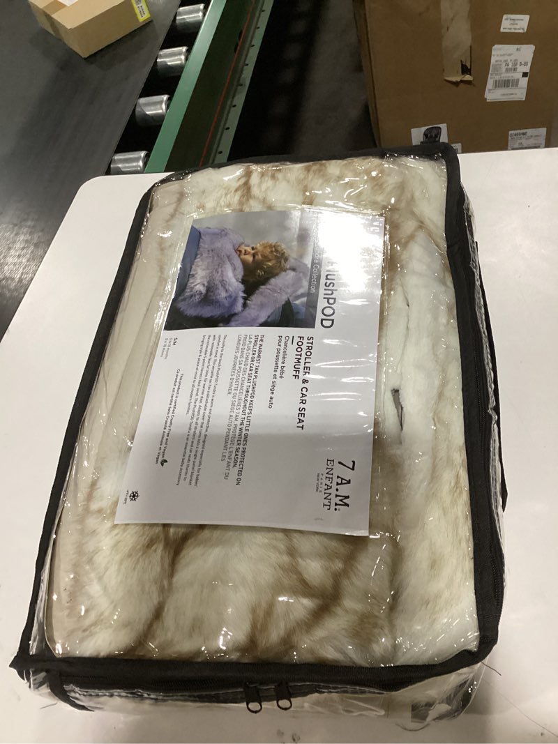 Condition photo showing Good Condition for 7AM Enfant Universal Stroller Footmuff - Water Repellent Winter Bunting Bag for Strollers & Car Seats, Soft Micro-Fleece & Plush Lined Stroller Footmuff for Baby Boy & Girl | BebePOD