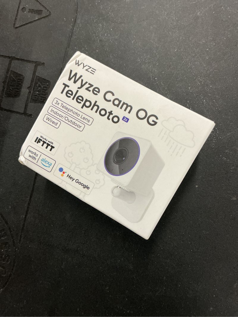 Condition photo showing New/Like New for wyze cam og telephoto