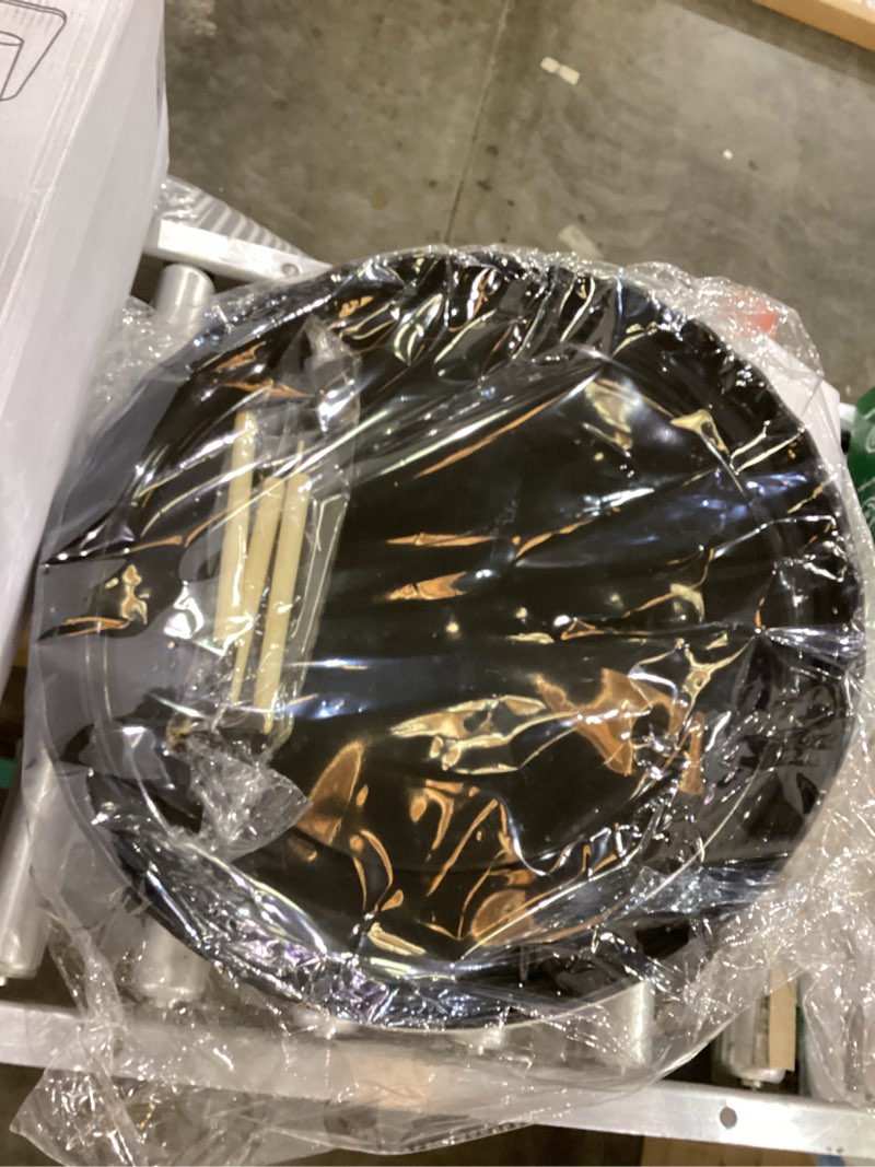 ECOESPTI Plant Saucer, 7 Pack 8 10 12 14 15 Inch Durable Plastic Plant Trays for Pots, White & Black