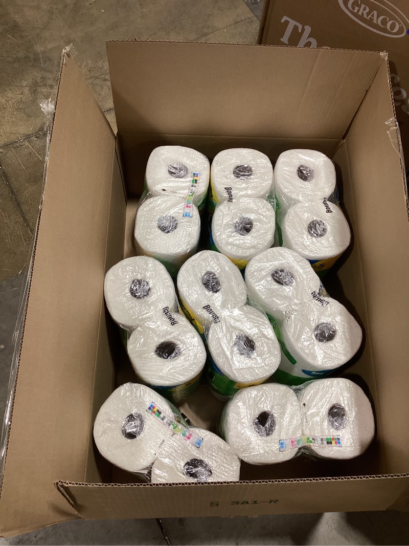 Condition photo showing Good Condition for bounty quick size paper towels, white, 8 family rolls