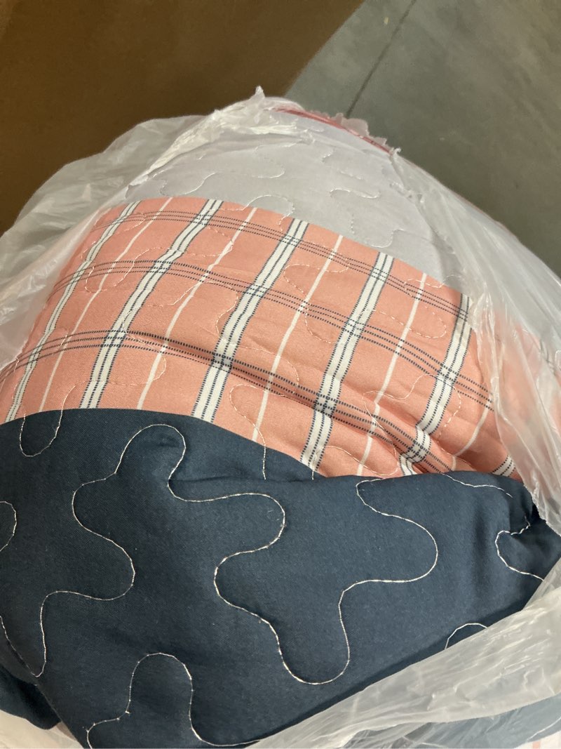 Condition photo showing As Is for DJY Striped Queen Size Quilt Set, Pink Boho Bedspread Coverlet Set with 2 Pillowcases, 3 Pieces Soft Lightweight Microfiber Patchwork Quilt Bedding Set for All Season (96"x90") Pink Queen
