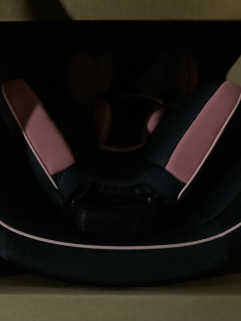 Condition photo showing Good Condition for Safety 1st Grow and Go All-in-One Slim Convertible Car Seat, Rear Facing, 5-40 lbs, Forward Facing (30–65 lbs), High Back Booster Seat 40-100 pounds, Vineyard Girl Vineyard Girl Original