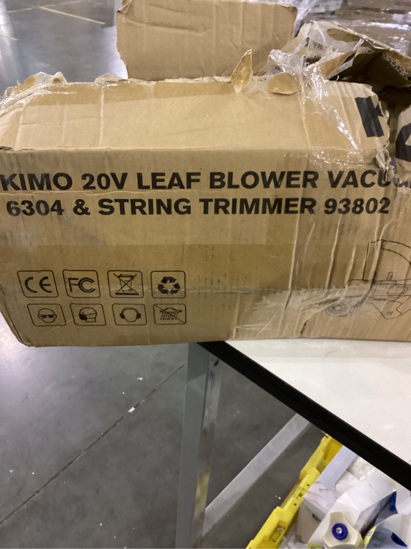 Leaf blower and trimmer
