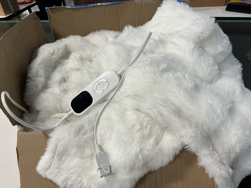 Condition photo showing As Is for (Different color to stock photo) Heated Blanket Electric Throw - Soft Cozy Faux Fur Bubble Electric Blankets with 6 Time Settings, 8 Heating Level, Fast Heating & Overheat Protection, Machine Washable (59\" x 79\", white ) 