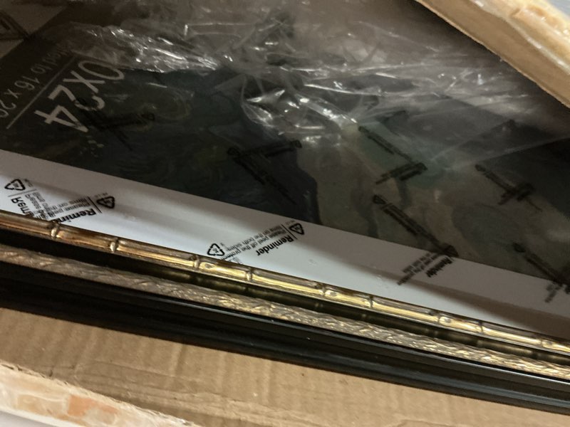 Condition photo showing Good Condition for yaetm 20x24 vintage picture frame, ornate antique gold 20x24 frame for wall, white mat for 16x20 photos, 1.4-inch wide molding - portrait or landscape - wall mount for home (black/gold, single) 20x24 - 1 pack antique gold & black