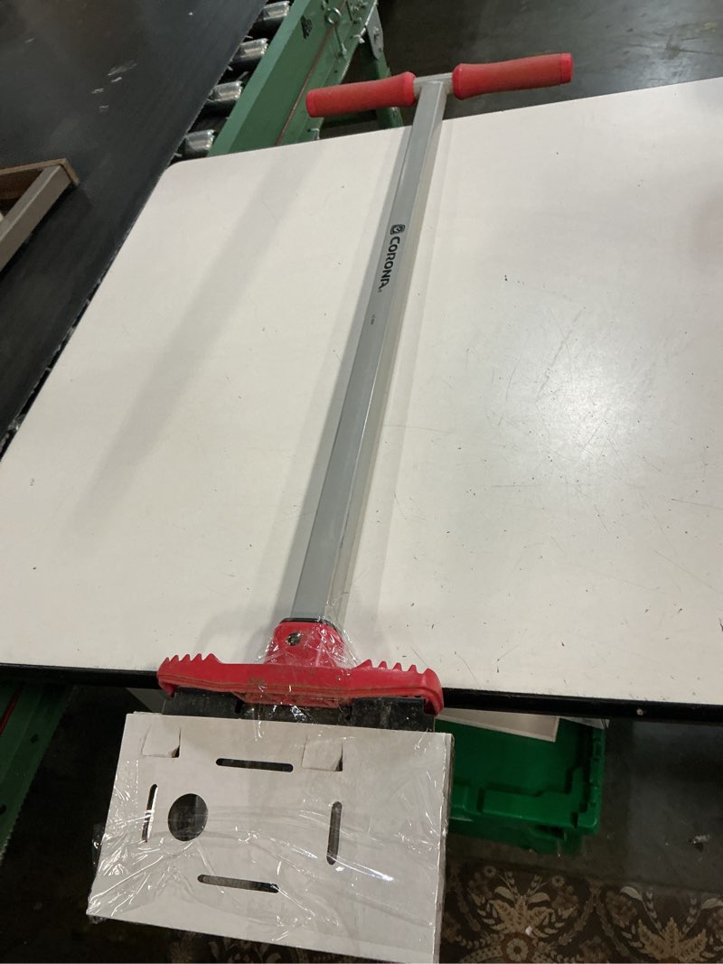 Condition photo showing Good Condition for corona comfortgel edgemaster 7-in handheld manual lawn edger
