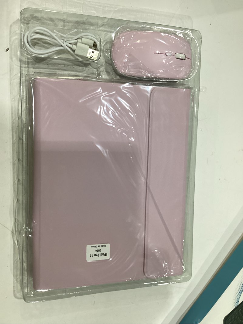Condition photo showing New/Like New for for ipad pro 11 inch m5 m4 case with keyboard 2025/2024 built-in pencil holder with mouse - pink