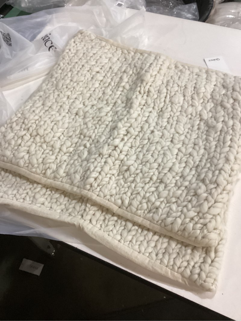 Condition photo showing Good Condition for chunky hand knit wool pillow cover (set of 2)