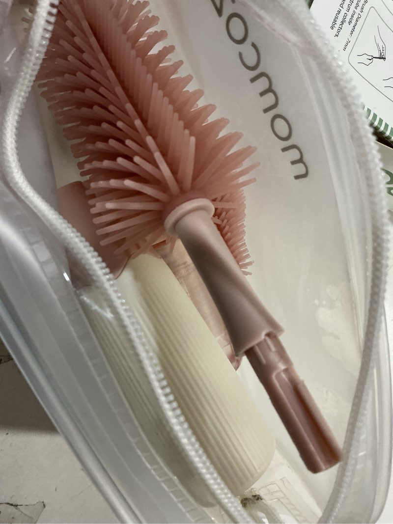 Condition photo showing Good Condition for momcozy bottle brush kit, innovative push-press design for better cleaning - baby bottle cleaner brush for baby bottle, breast pumps, nipples, and more - can generate foam for better cleaning, pink press bubble style pink