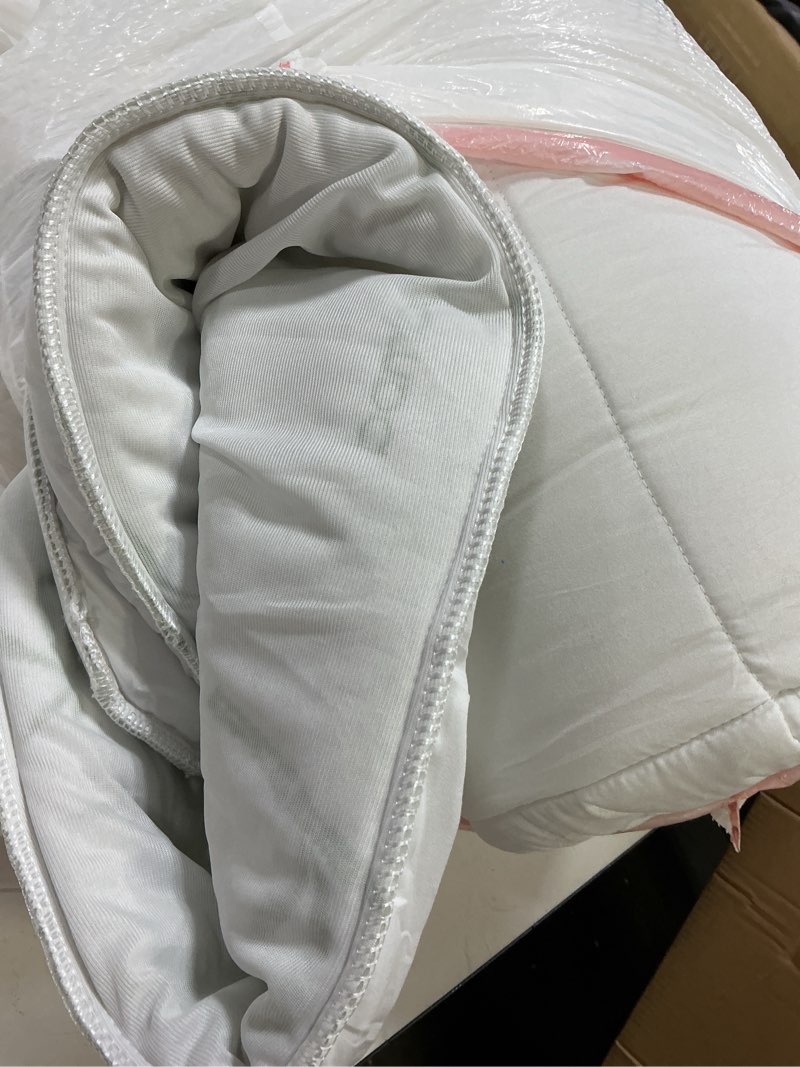 Condition photo showing Good Condition for Ultra Soft Queen Size Mattress Topper - Viscose Made from Bamboo Pillow Top Mattress Pad for Back Pain Relief - Naturally Cooling for Hot Sleepers, Green Green Queen