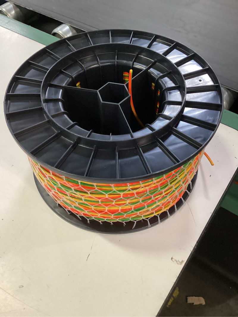 Condition photo showing New/Like New for speed savage supreme 0.105-in x 700-ft spooled trimmer line