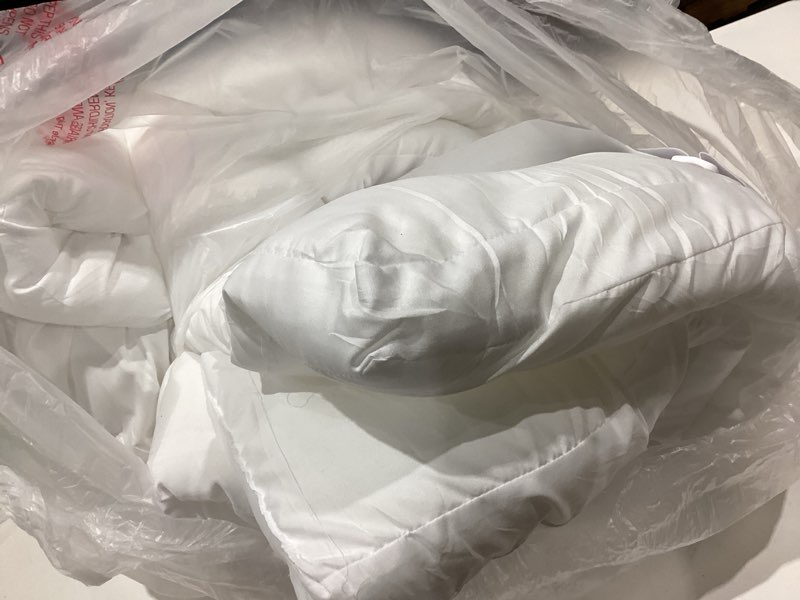 Condition photo showing As Is for ultra soft twin mattress topper - cloud-like mattress pad for full back support - breathable cooling material for hot sleepers, white white twin