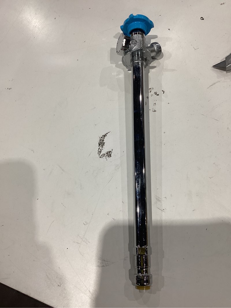 Condition photo showing Good Condition for sharkbite 8-in l x 1/2-in push-to-connect brass anti-siphon frost resistant multi turn sillcock