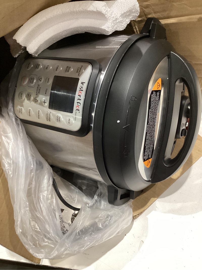 Condition photo showing Good Condition for instant pot duo plus 9-in-1 multicooker, pressure cooker, slow cook, rice maker, steamer, sauté, yogurt, warmer & sterilizer, includes app with over 800 recipes, stainless steel, 6 quarts