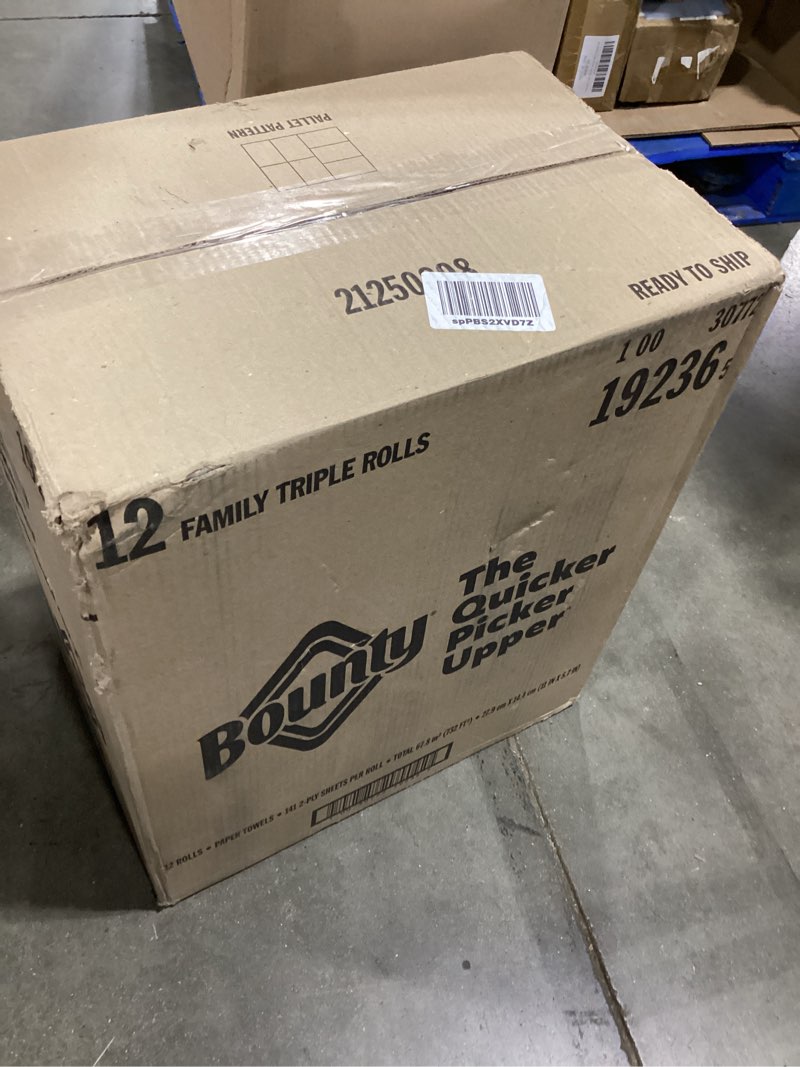 Condition photo showing New/Like New for bounty quick-size paper towels, white, 12 family triple = 40 regular rolls family triple 12 rolls (141 sheets)