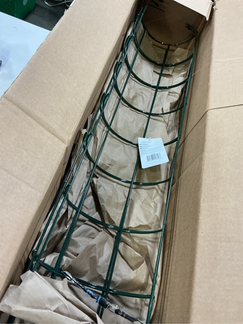 Condition photo showing Good Condition for gardman r710 tube trellis, 36" long x 8" wide x 8" high