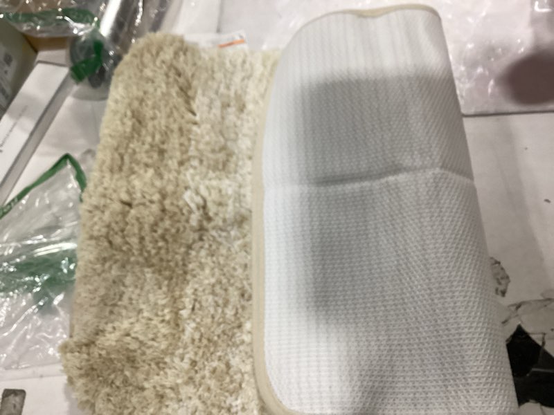 Condition photo showing Good Condition for olanly bathroom rugs mat 24x16, extra soft absorbent microfiber bath rugs, rubber backing, quick dry, machine washable bath mats for bathroom floor, tub and shower, home decor accessories, light beige 24" x 16" light beige