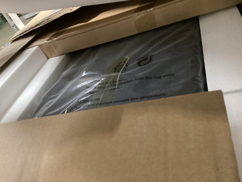 https://lotting-media.assets.bidfta.com/lotting_092bf6d5-45ab-41fb-8403-c2993930b996