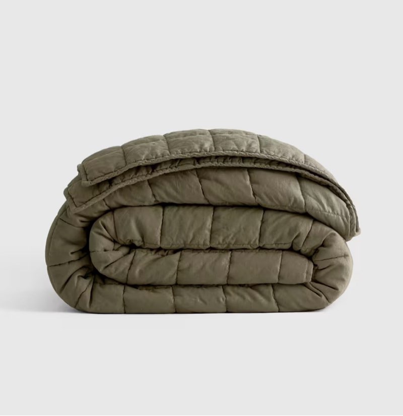 european linen box quilt size: full/queen color: dusty olive