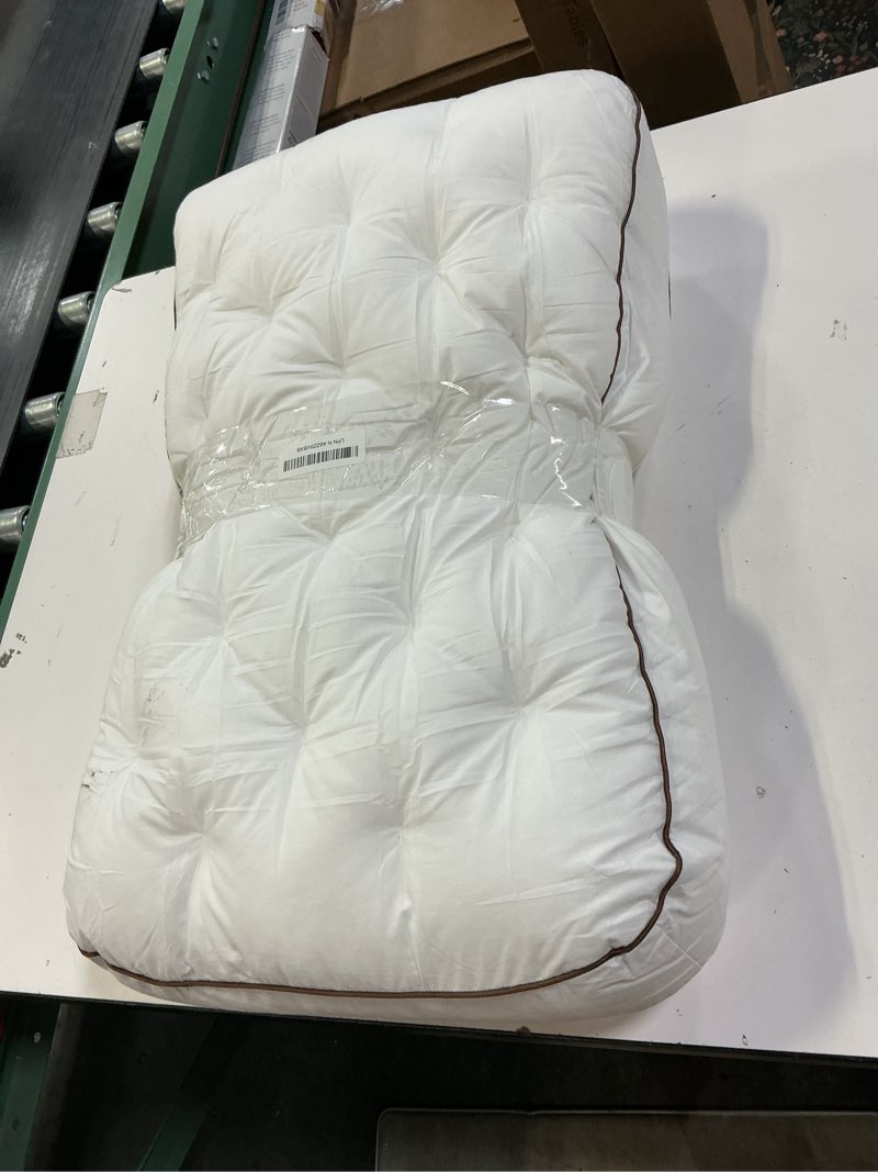 Condition photo showing Good Condition for YOUR MOON Extra Soft Support Pillows Queen Size, Luxury Fluffy Down Alternative Pillow for Sleeping, Medium Thick Pillows, 100% Cotton Shell Bed Pillow (White) White Queen (Pack of 1)