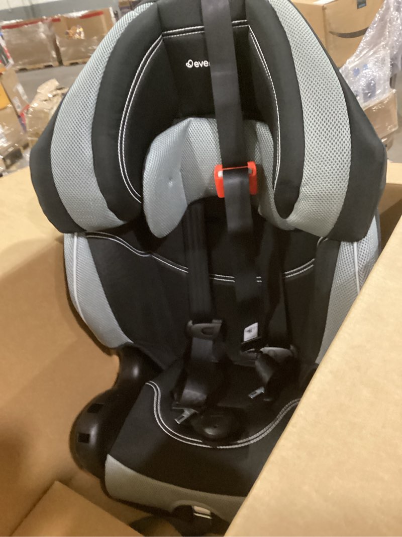 Condition photo showing Good Condition for Evenflo Chase LX Harnessed Booster Car Seat (Jameson Gray) NEW Chase Booster SIDE IMPACT Jameson Gray