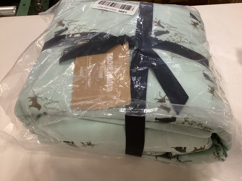 Condition photo showing New/Like New for Eddie Bauer - Queen Sheets, Cotton Flannel Bedding Set, Brushed For Extra Softness, Cozy Home Decor (Dog Friends, Queen) Dog Friends Blue/Black Queen