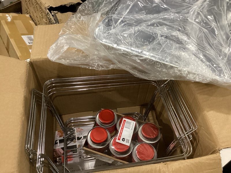 Condition photo showing As Is for  NO UTENSILS Alpha Living 6 Pack - Disposable Chafing Dish Buffet Set, Half Size Pans, Welded Body Food Warmers for Parties, Fuel Cans Complete Set, Warming Trays Complete Kit (with Racks)