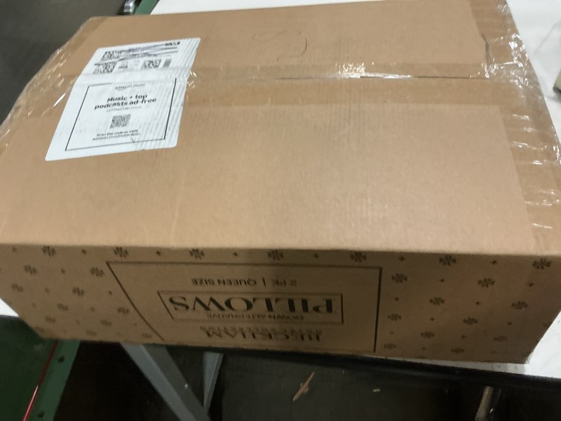 Condition photo showing New/Like New for beckham hotel collection bed pillows standard/queen size set of 2 - original soft down alternative pillow for sleeping - soft support for back, stomach or side sleepers queen / standard white