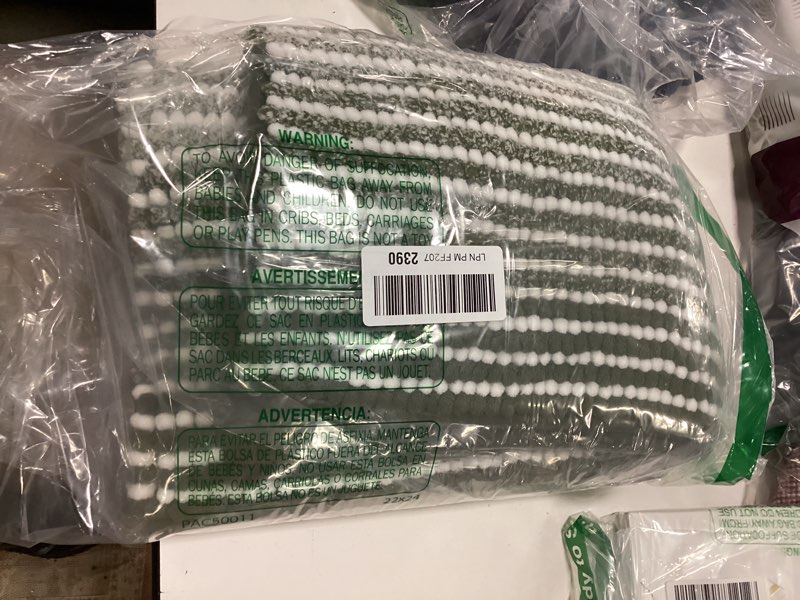 Condition photo showing Good Condition for BSICPRO Bathroom Rugs and Mats Sets, 2 Piece Thick Absorbent Chenille Bath Mat Rug Set Non Slip, Soft Shaggy Bath Room Floor Mats for Bathroom, Machine Washable (Sage, 20" x 47" Plus 16" x 24") 20" x 47" Plus 16" x 24" Sage