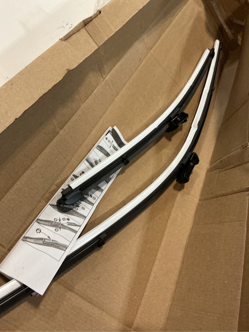 Condition photo showing Good Condition for trico diamond 26" + 17" super premium automotive replacement windshield wiper blades (set of 2), passenger and driver side all-weather beam wiper blades for select vehicle models (item #25-2617) 26" + 17" pair pack ultimate